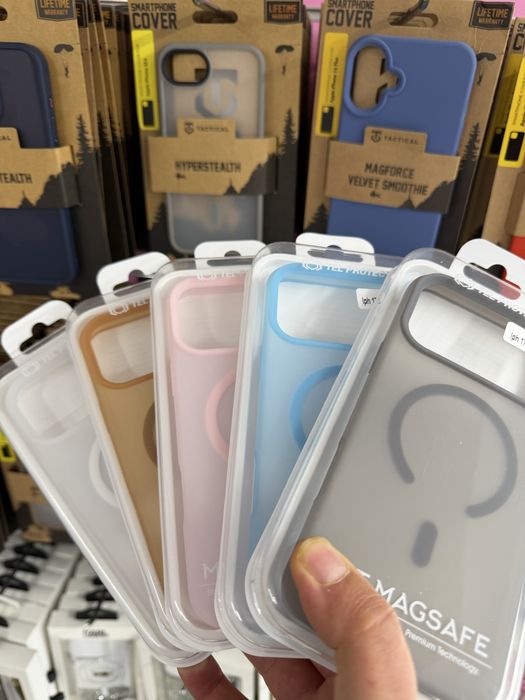 iPhone 17,iPhone 17 Pro,iPhone 17 Pro Max матиран силикон с MAGSAFE