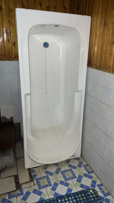 Akrel Vanna yangiday bub turibdi