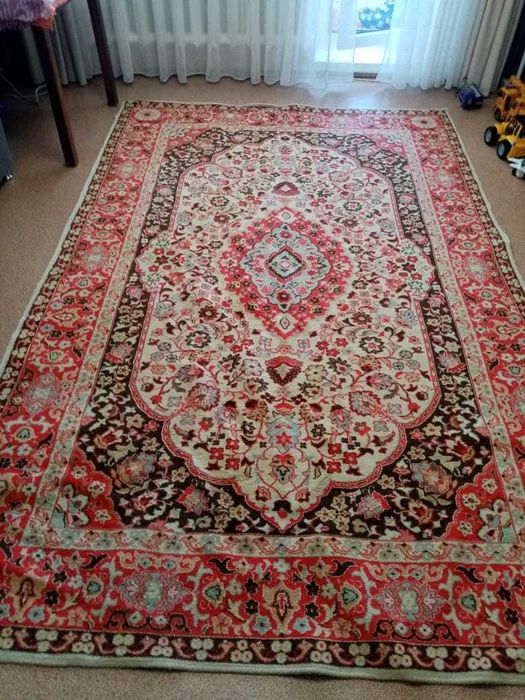 Продам натуральные ковры