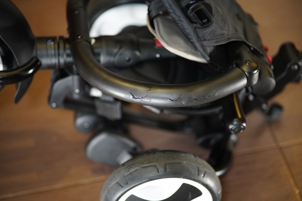 Tricicleta ultrapliabila Coccolle Spectra Plus cu roti spuma EVA