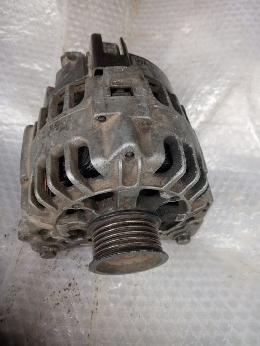 Vând alternator Skoda Fabia