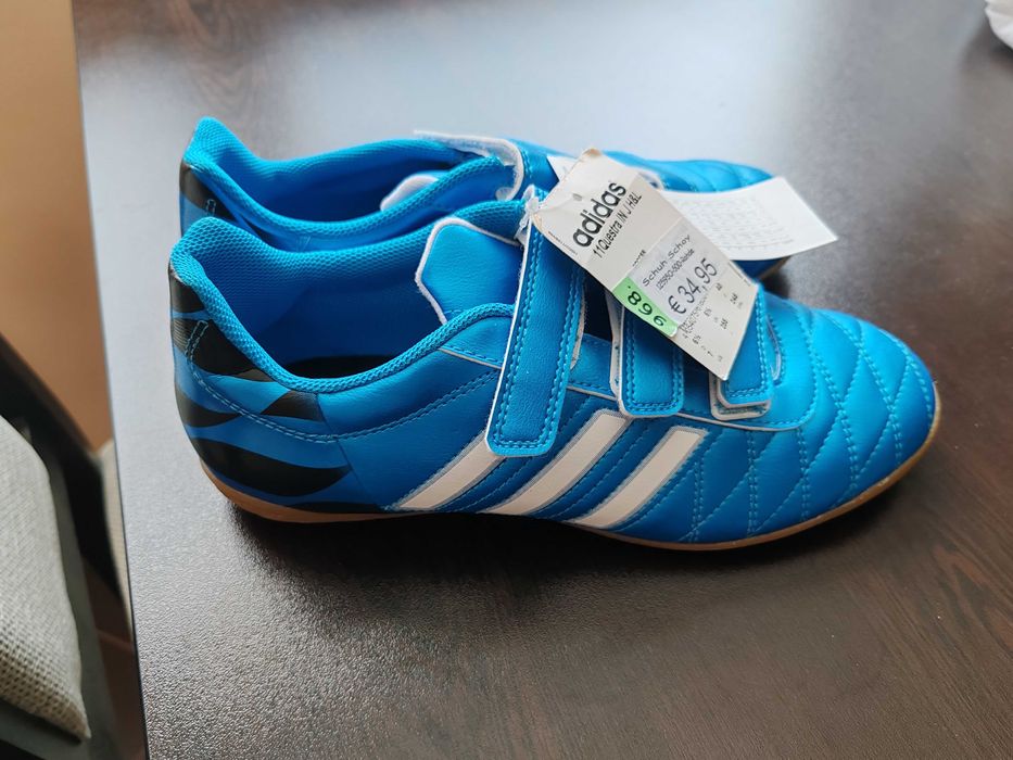 Футболни обувки ADIDAS 11 QUESTRA IN  40 номер