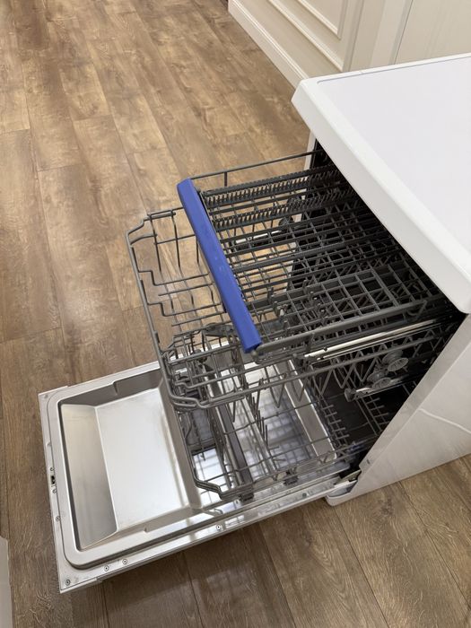 Продам посудомоечную машину Hansa