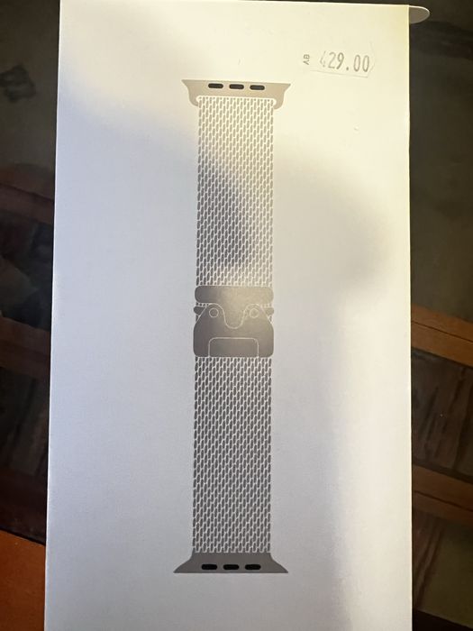 Apple watch ultra 2 natural titanium