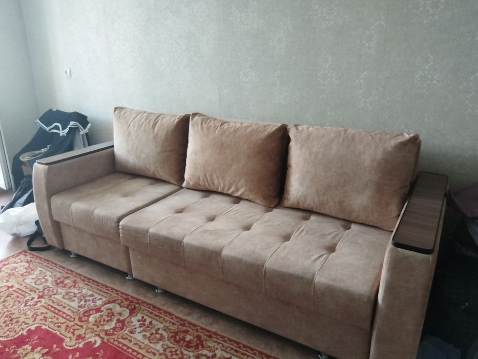 Продам новый диван
