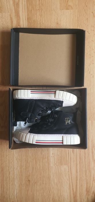 Tommy Hilfiger High /Sneakers mărimea 31