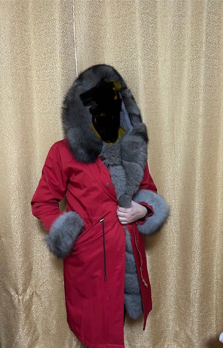 Парка в отличном состоянии, за 15000