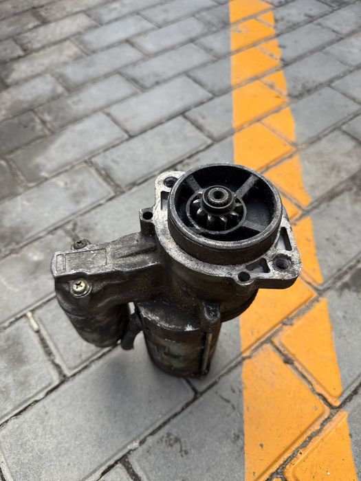 Стартер Hyundai Starex