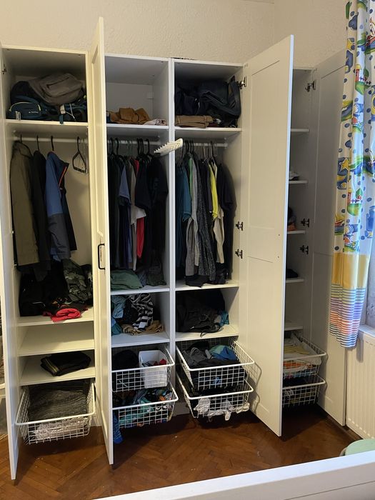 Dulap haine Ikea 4 usi 200x235 (LxH)