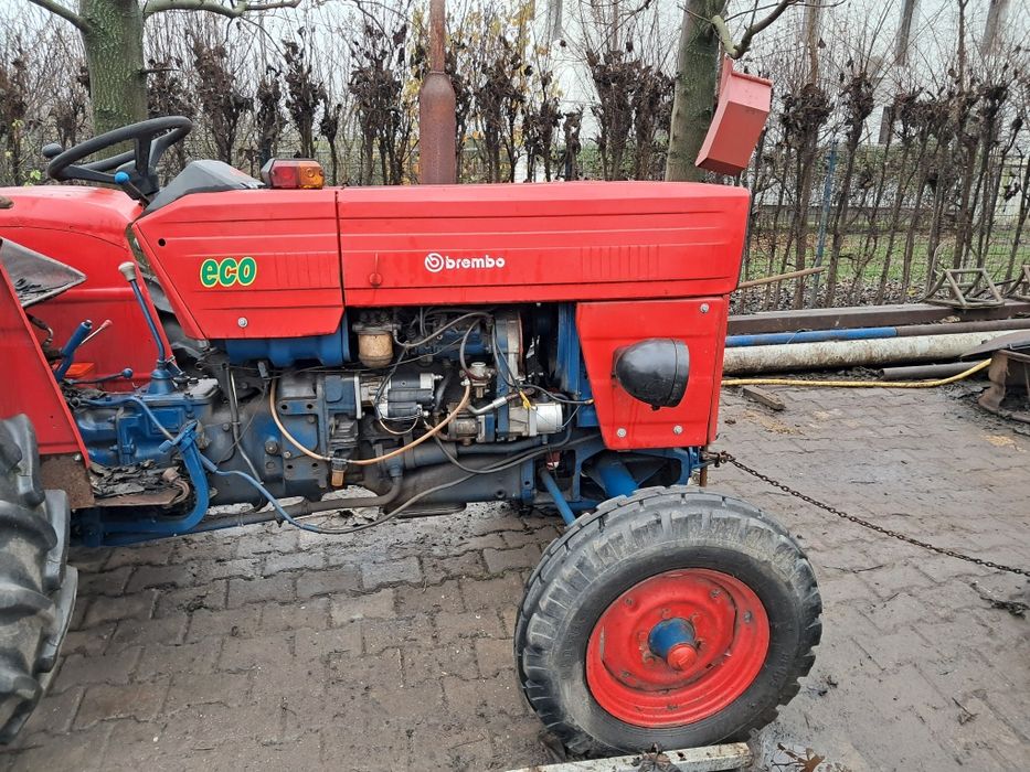 Tractor U445- leuț