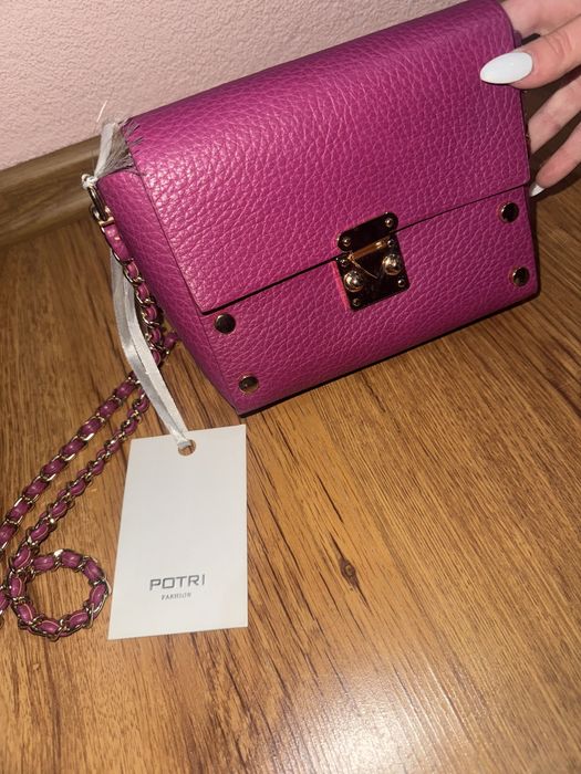 Чисто нова.Дамска чанта за през рамо