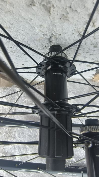 НОВИ Капли Шимано WH-RS171  Disc Центърлок оси 12х100,12х142 28 цола