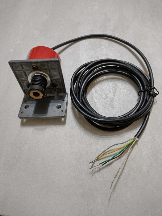 Импулсен Оптичен декодер брояч