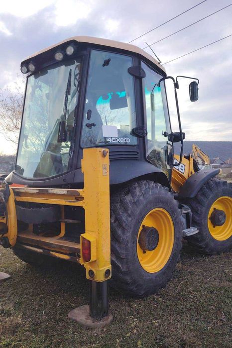 Buldoexcavator JCB 4CX