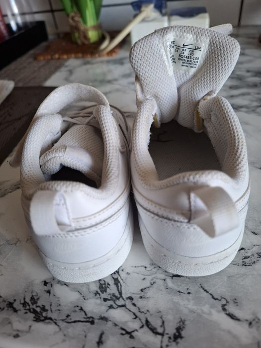 Adidasi nike copii