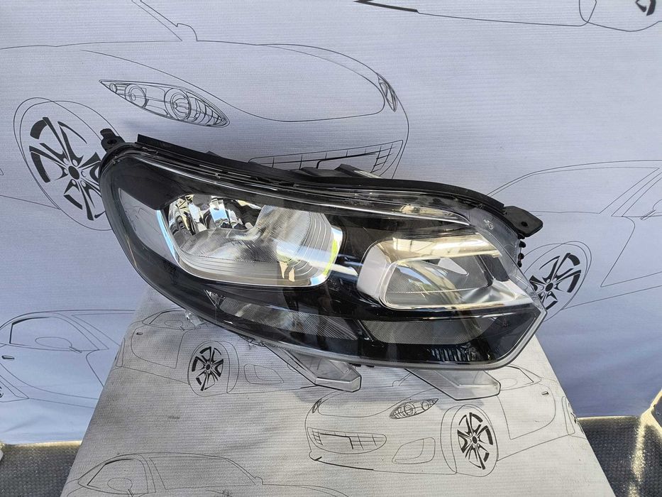Far Dreapta Halogen Citroen Jumpy / Peugeot Expert / Toyota Proace / Cod OEM 9808567680 (4F2)