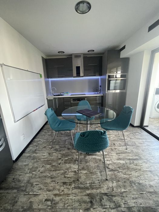 Inchiriez apartament blvd. Independenței