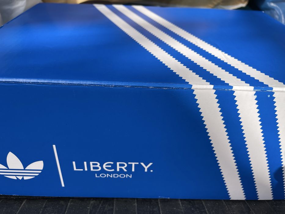 Лот маратонки New Balance & Adidas Gazelle Bold limited edition