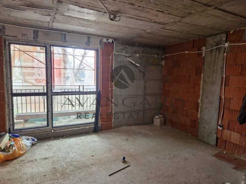 Продава се Двустаен апартамент в Пловдив, Христо Смирненски - 75 кв.м за 1496 €/кв.м - Снимка #2