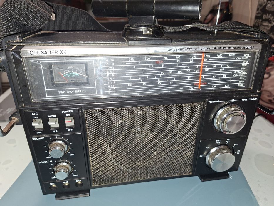 Radio Stereo profesional Crusader XK, multiband receiver