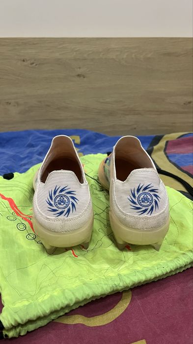Футболни обувки Adidas f50 44 номер