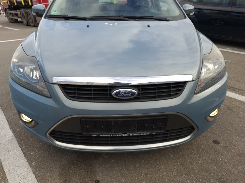 Focus 1.6i modell TITANIUM cu climatronic