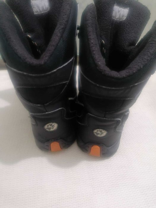 Jack Wolfskin  de calitate superioara