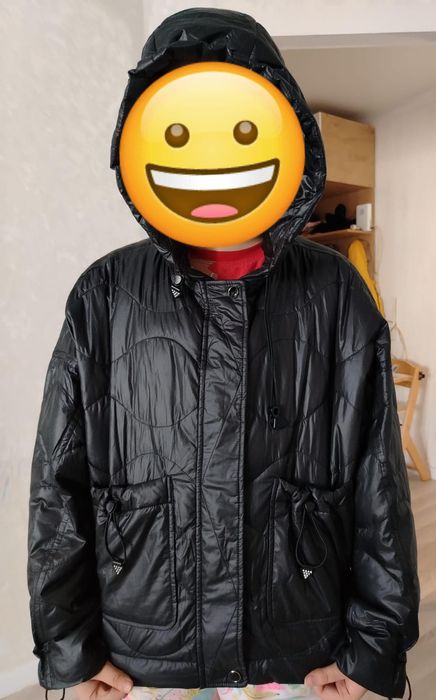 Продам куртку новую