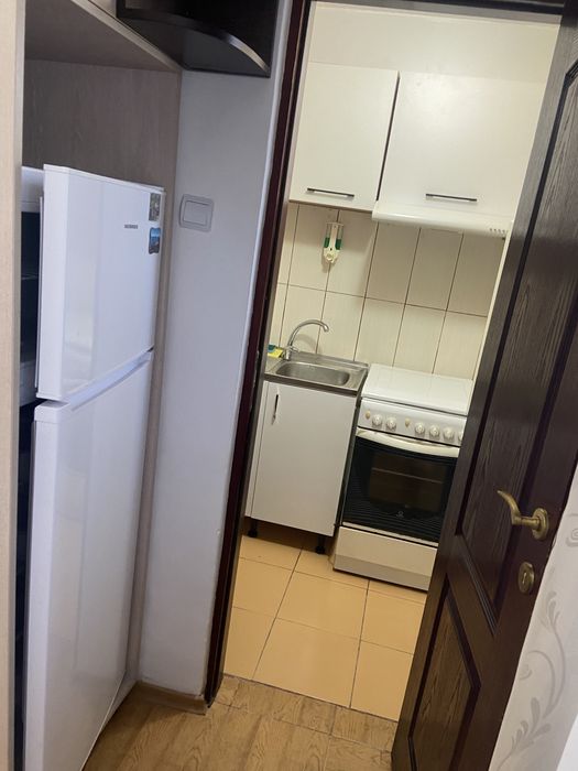Inchiriez apartament 2 CAMERE,CONSTANTA, zona Scoala gimnazială nr. 8, incepand cu luna octombrie