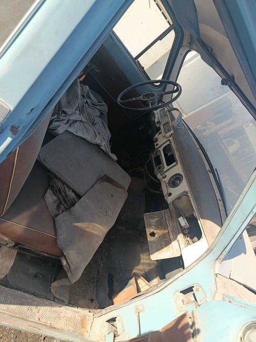 Автомобиль газ 21