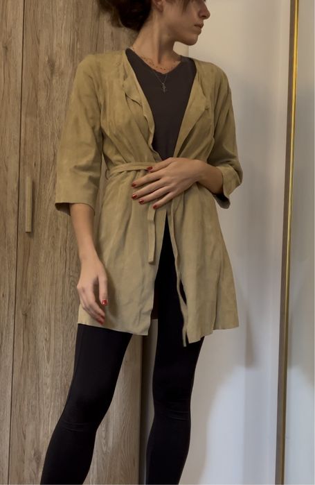 Jacheta din piele intoarsa