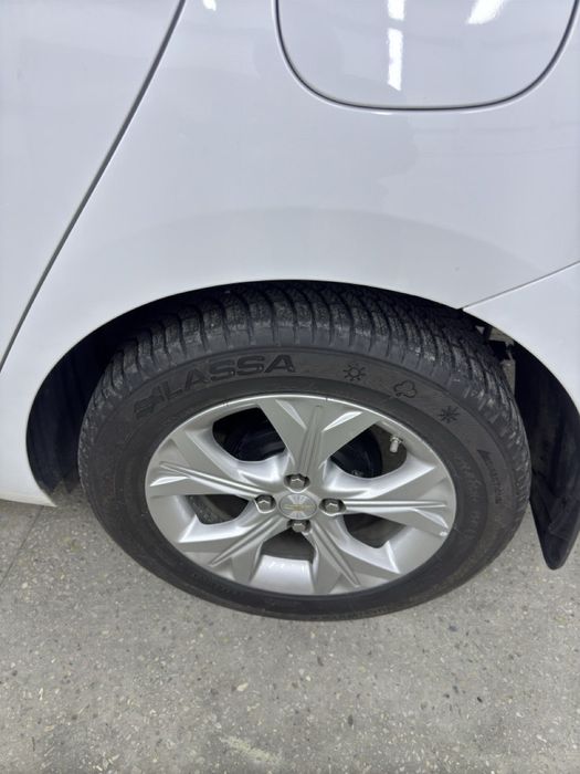 Продаётся Chevrolet Onix Premier