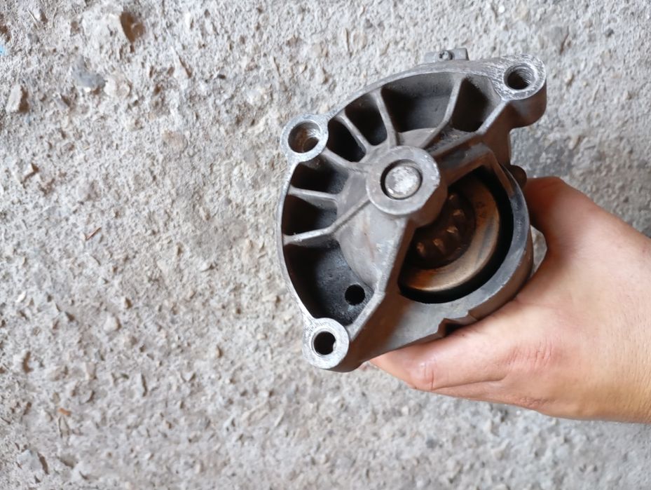 Стартер Peugeot Partner 1.9d