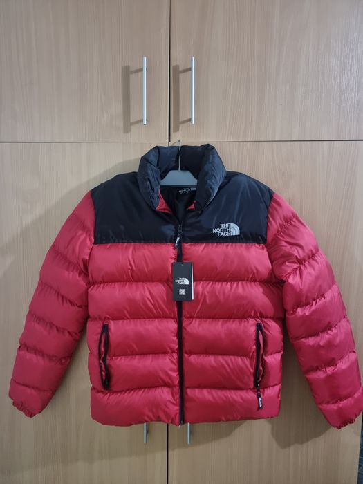 Vand geaca The North Face Pentru toate marimile