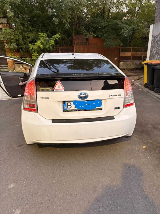 vand toyota prius 2012