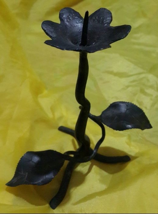 подсвечник продается