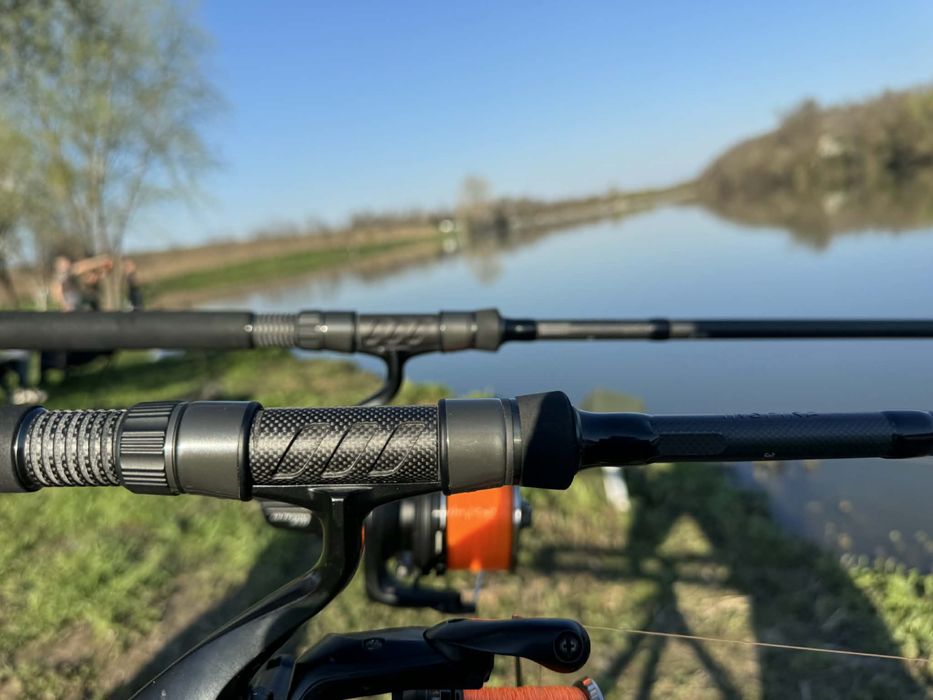 2бр. Prologic C6 inspite AR 12ft. 3,25lb +Korda Compac 2 Rod Holdall