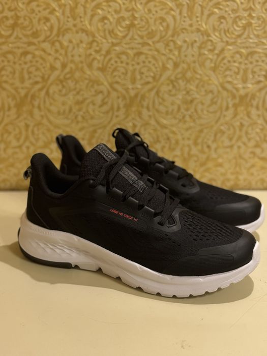 Кроссовки 361 новые