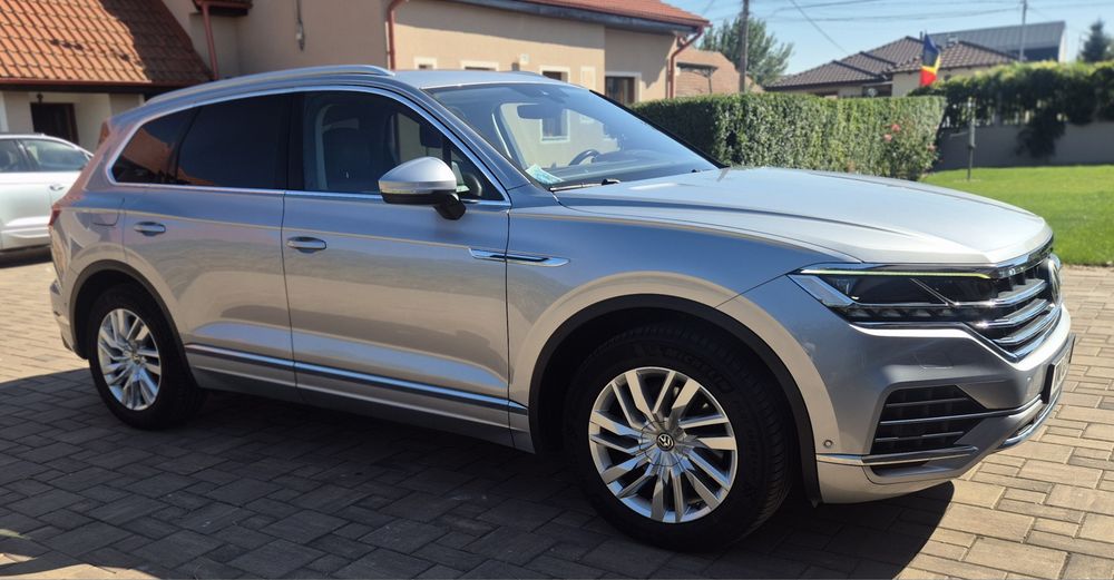 VOLKSWAGEN Touareg 2018 — imagine 3