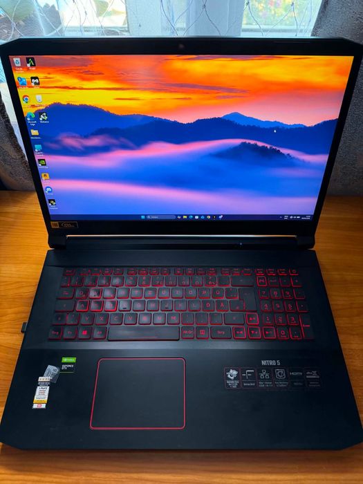 Laptop Acer Nitro 5 AN517-52 Gaming