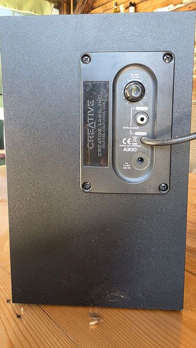 Колони домашно кино Creative