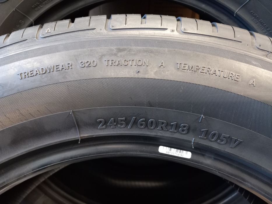 245/60R18 105V COMFORSER traction(A),temperature (A)