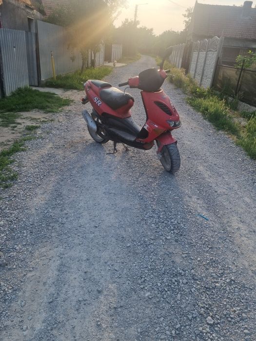 Vand scuter aprilia sr 50 2 t