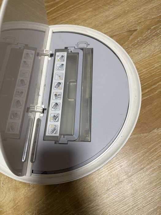 Продается робот пылесос