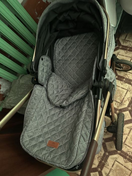 Продается … коляска бу