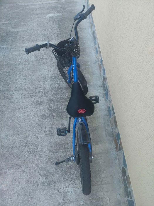 Bicicleta pt copii ( băieți)