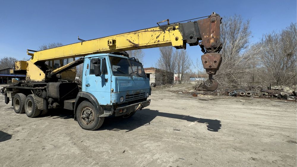 Срочно продаю автокран