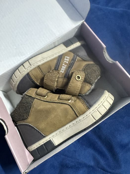 Детские ботинки