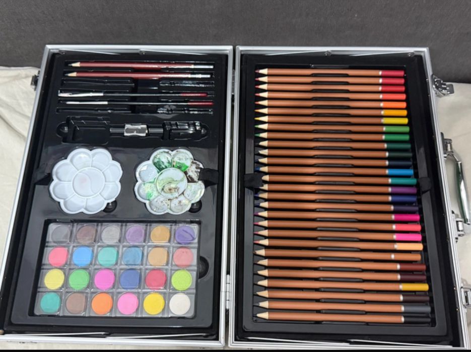 Trusa de desen compartimentata