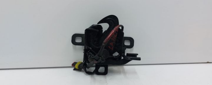 Broasca capota Lancia Thesis prima generatie